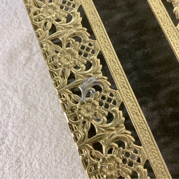 Vintage Gold Tone Metal Tissue Box Cover - Picture 7 of 12